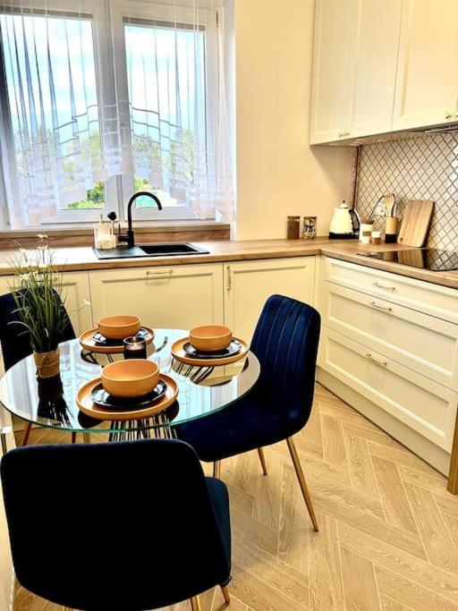 B&W Luxurious Apartment In The Heart Of فروتسواف المظهر الخارجي الصورة